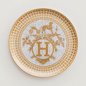 Platou De Tort Mosaique Au 24 Hermes Paris