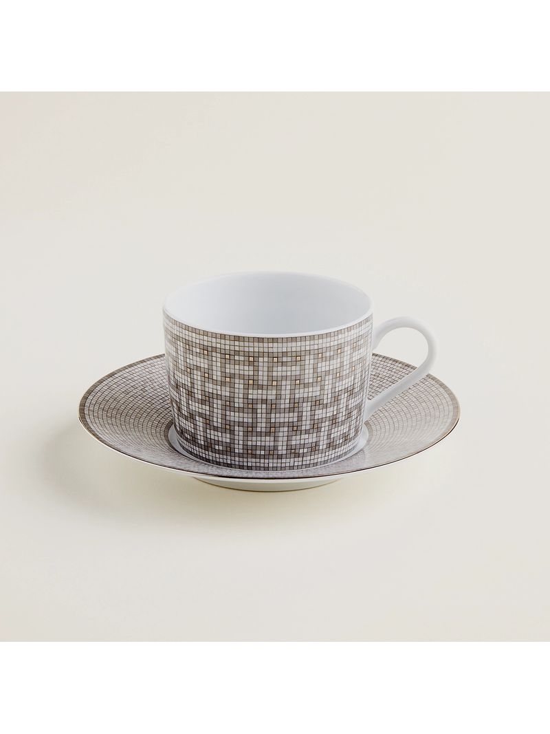 mosaique-au-24-platinum-tea-cup-and-saucer--035016P-worn-1-0-0-1600-1600-q99_g